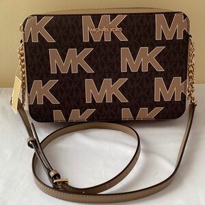 Michael Kors Monogram MK large Jetset  Adjustable Strap Crossbody.BNWT